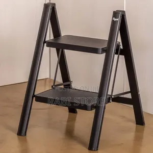 Vigar Folding Steel Step Ladder (2 Steps) in Air Lock