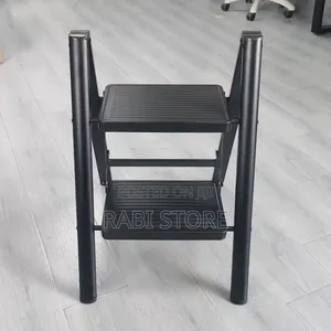 Vigar Folding Steel Step Ladder (2 Steps) in Air Lock