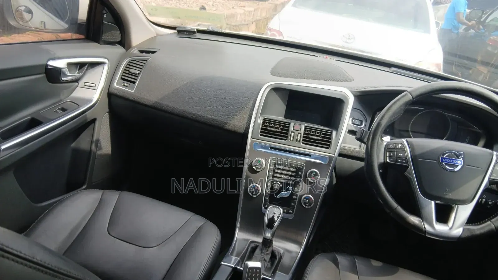 Volvo XC60 2015 White