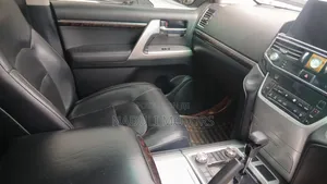 Toyota Land Cruiser Prado 2018 Black