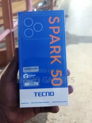 New Tecno Spark 50 128 GB Green
