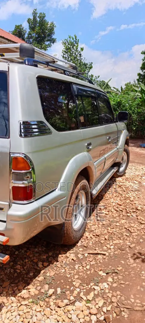 Toyota Land Cruiser Prado 2009 Silver