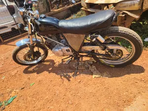 Suzuki 2004 Black