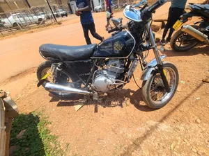 Suzuki 2004 Black