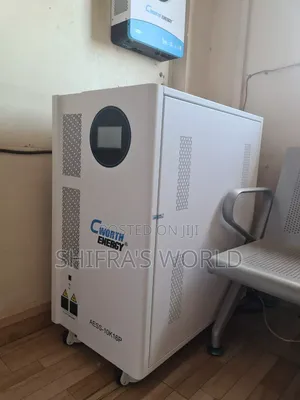 Heavy Duty C Worth Energy Solar Inverter With a 5 Year Warranty.