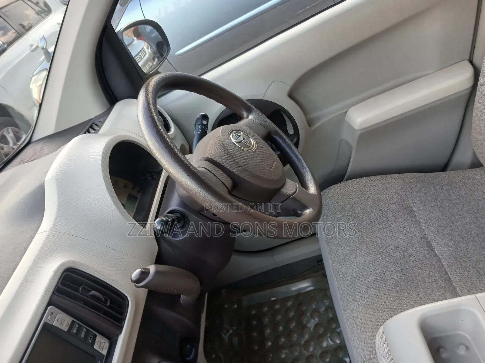 Toyota Passo 2016 Black