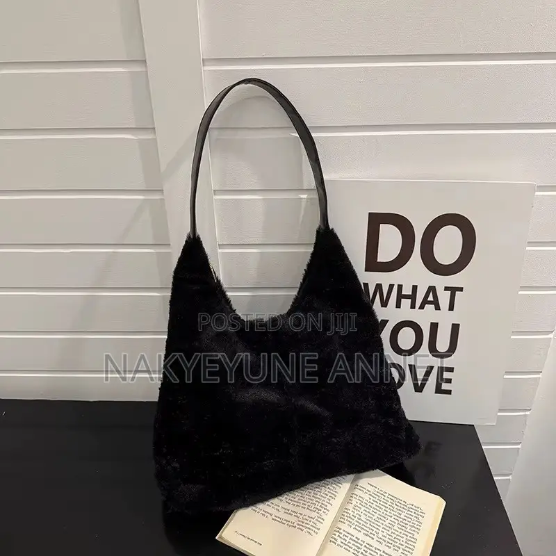 Plush Large Capacity Handbag