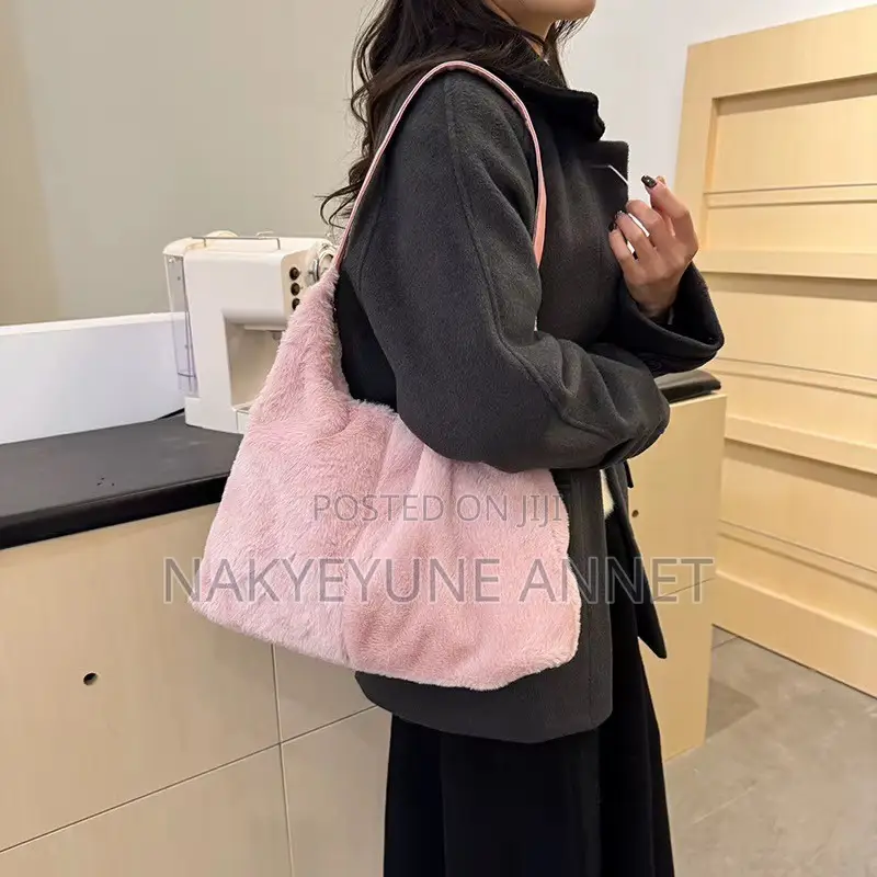 Plush Large Capacity Handbag