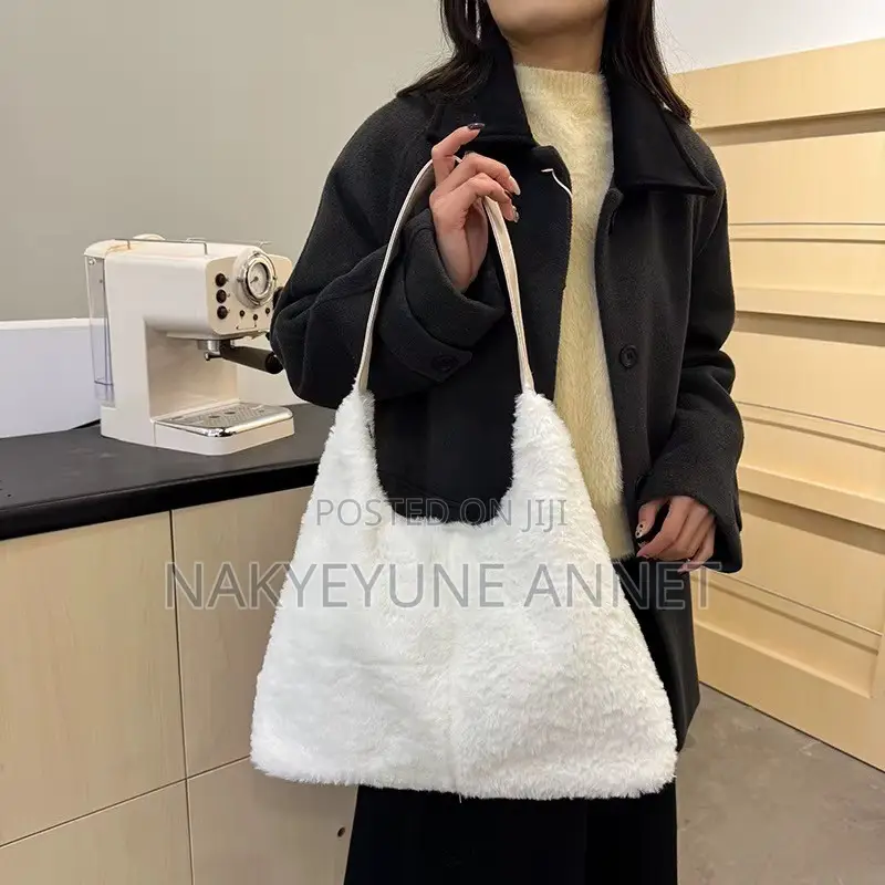 Plush Large Capacity Handbag