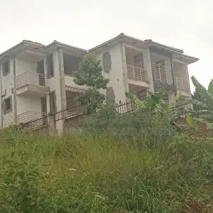 2bdrm Block of Flats in Akright City, Central Division for sale