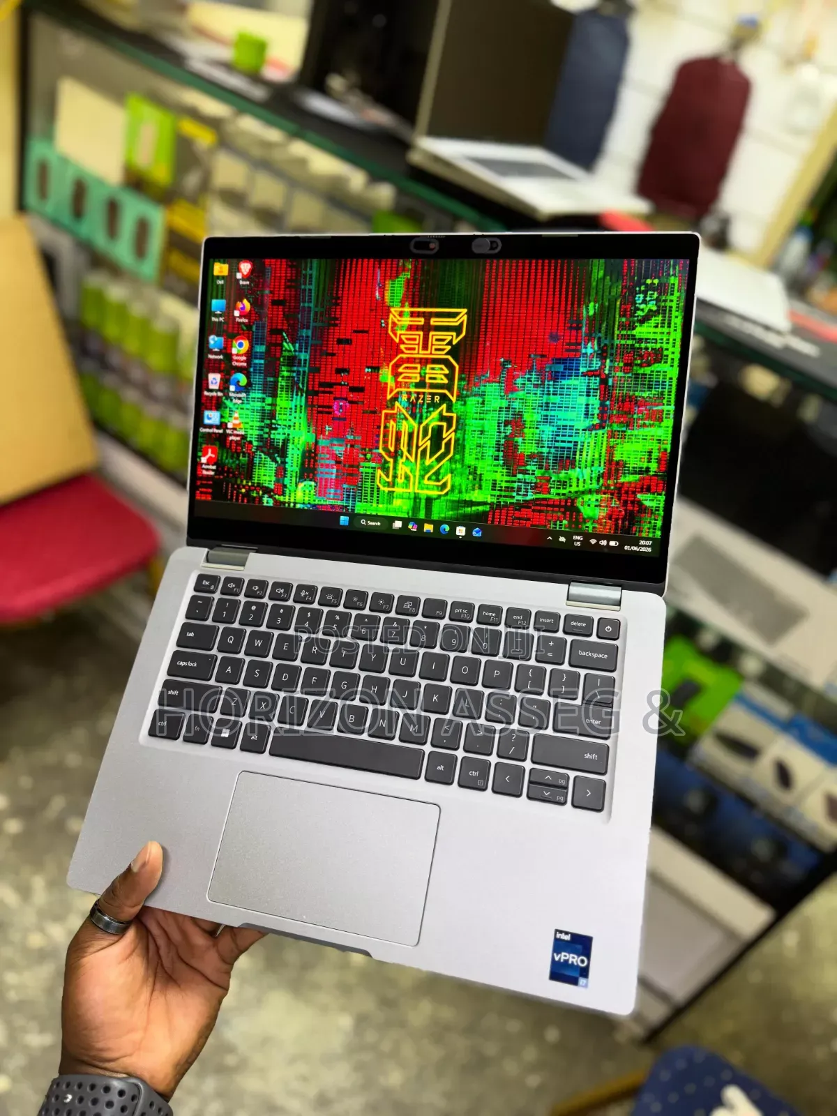New Laptop Dell Latitude 5330 8GB Intel Core i7 SSD 256GB