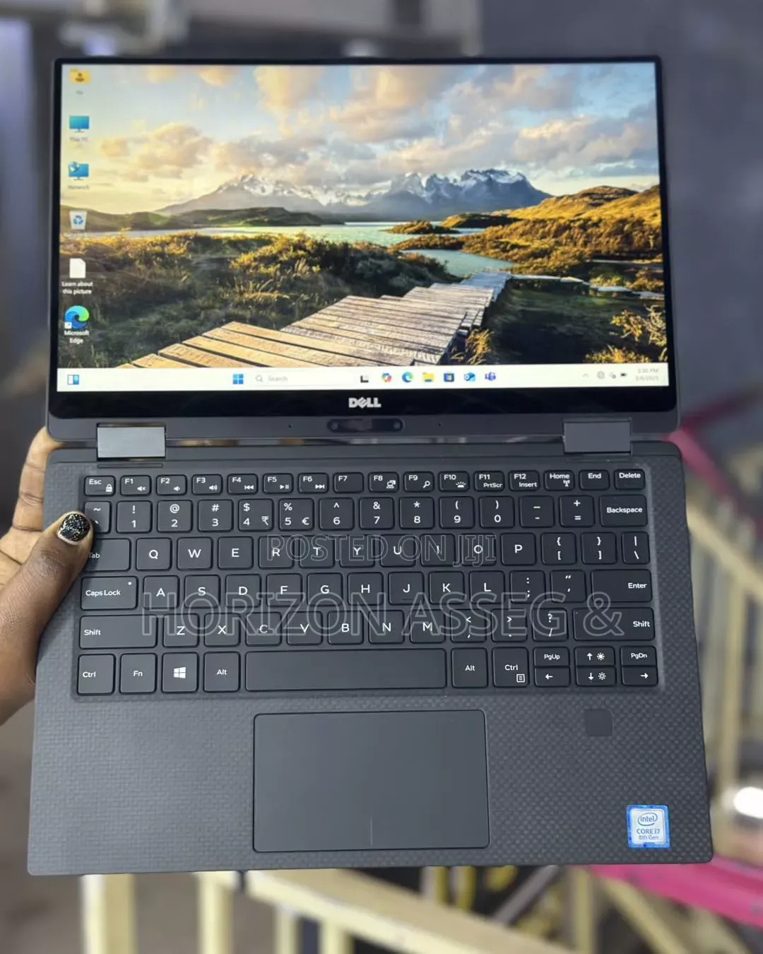 New Laptop Dell XPS 13 9365 8GB Intel Core i5 SSD 256GB