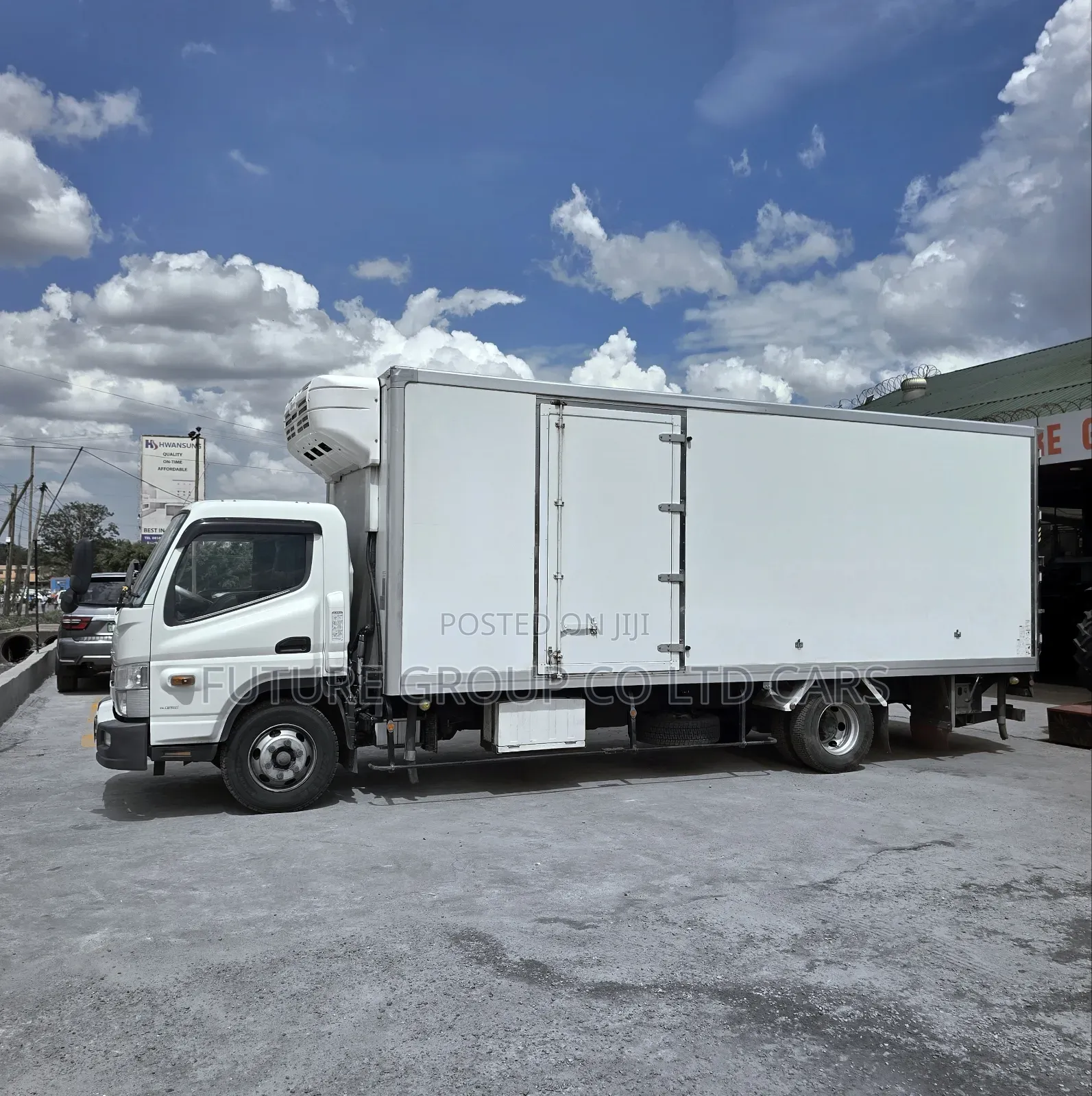 Mitsubishi Refrigerated Truck