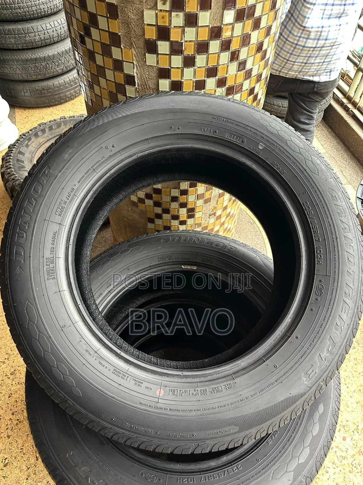 225/65r17 Dunlop Tires in Best Condition