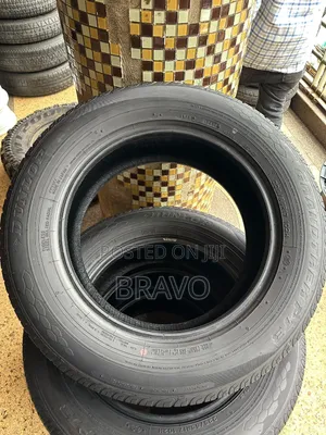 225/65r17 Dunlop Tires in Best Condition