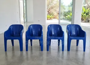 1pcs Italy Plastic Chairs Plastic Chairs