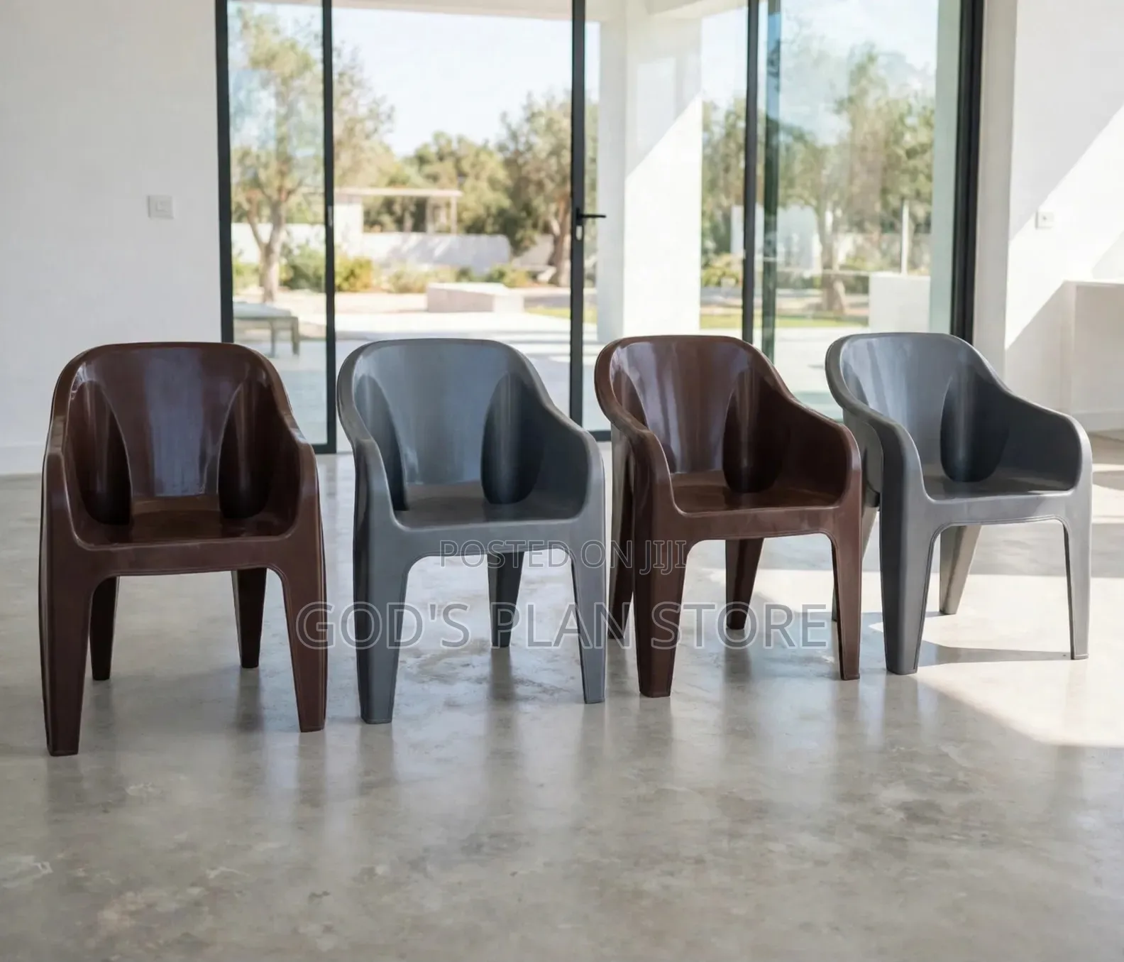 1pcs Italy Plastic Chairs Plastic Chairs