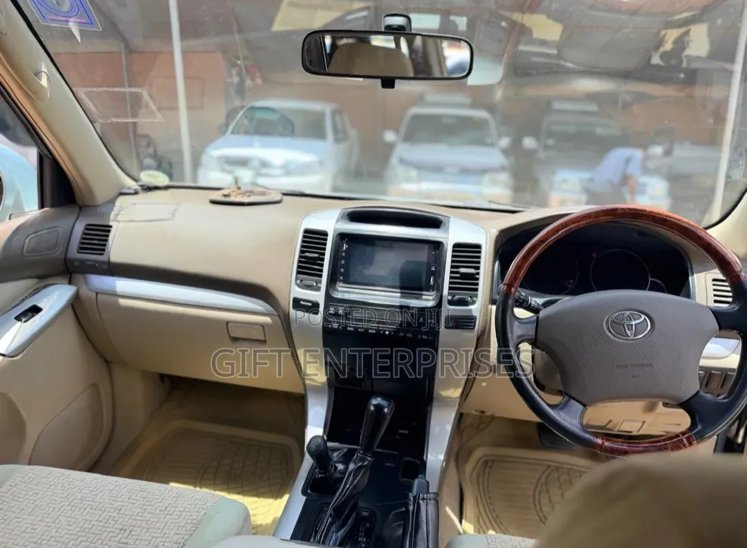 Toyota Land Cruiser Prado 2007 Silver