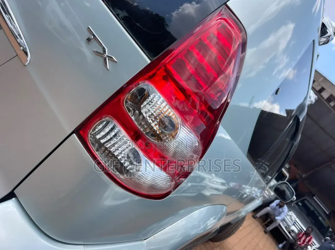 Toyota Land Cruiser Prado 2007 Silver