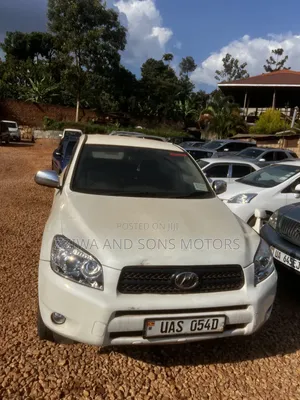 Toyota RAV4 2007 White