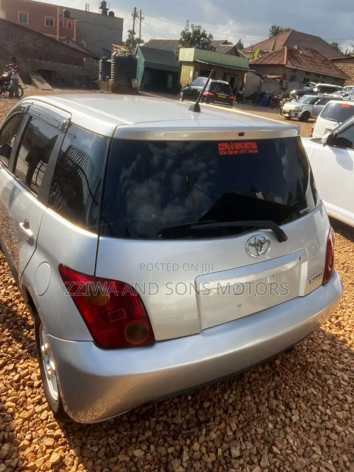 Toyota IST 2006 Silver