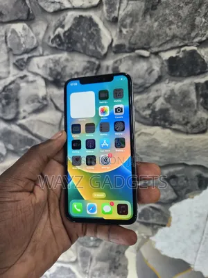 Apple iPhone X 256 GB White