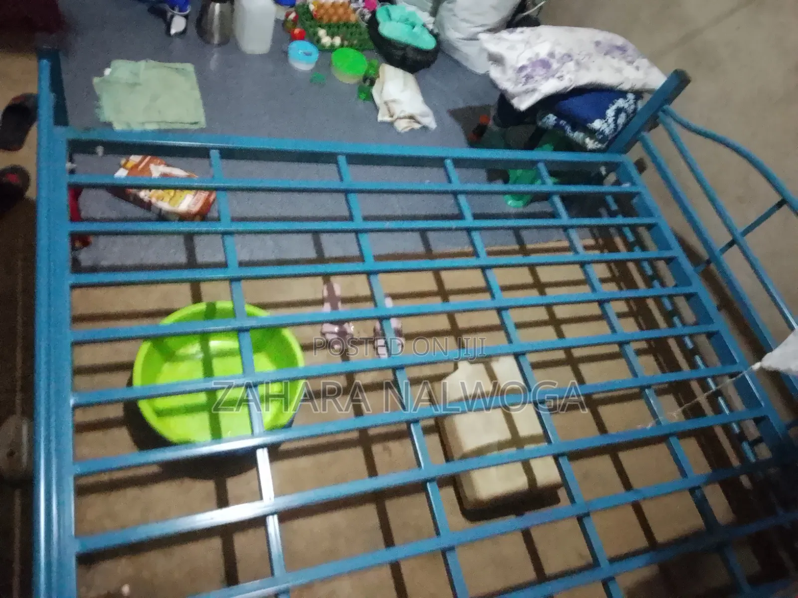 Metallic Bed Available