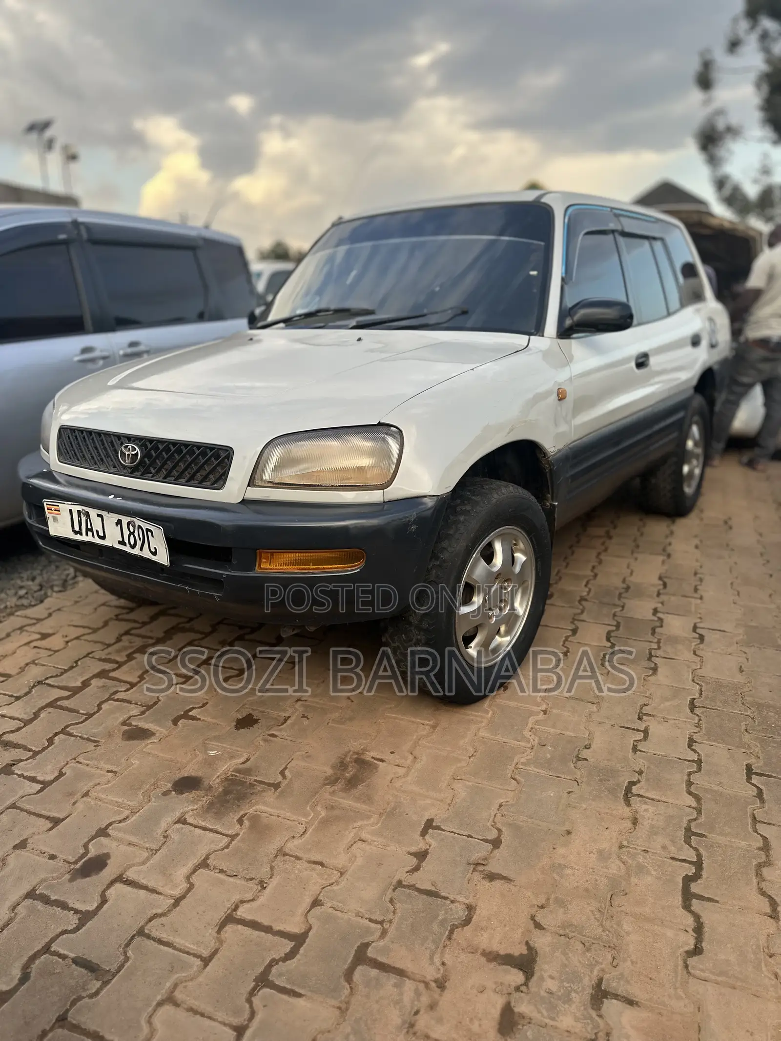Toyota RAV4 Cabriolet 1998 White