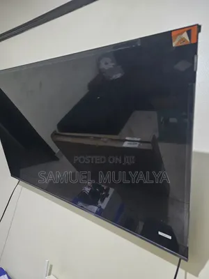 TCL Qled Smart TV