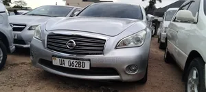 Nissan Fuga 2010 Silver