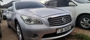 Nissan Fuga 2010 Silver
