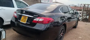 Nissan Fuga 2010 Black