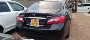 Nissan Fuga 2010 Black