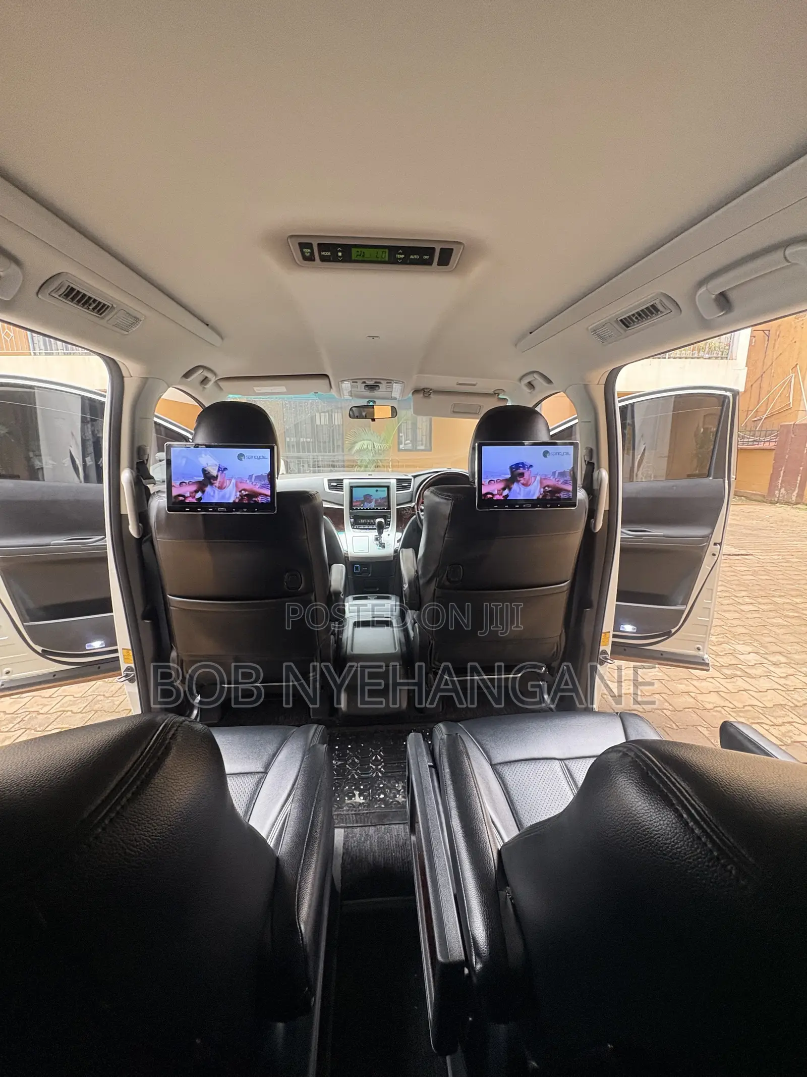 Executive Chauffeur Van for Hire | Alphard | Airport & VIP Transport