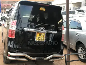 Toyota Noah 2008 Black