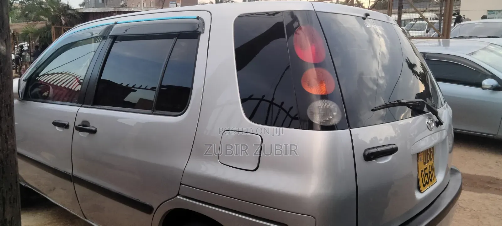 Toyota Raum 1999 Silver