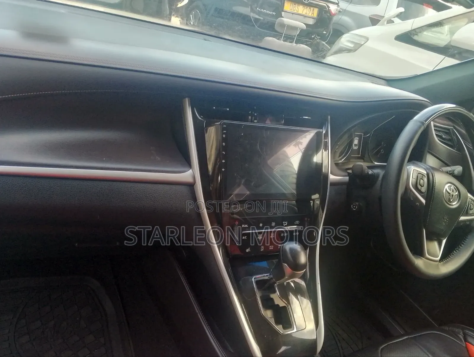Toyota Harrier 2.0 2016 White