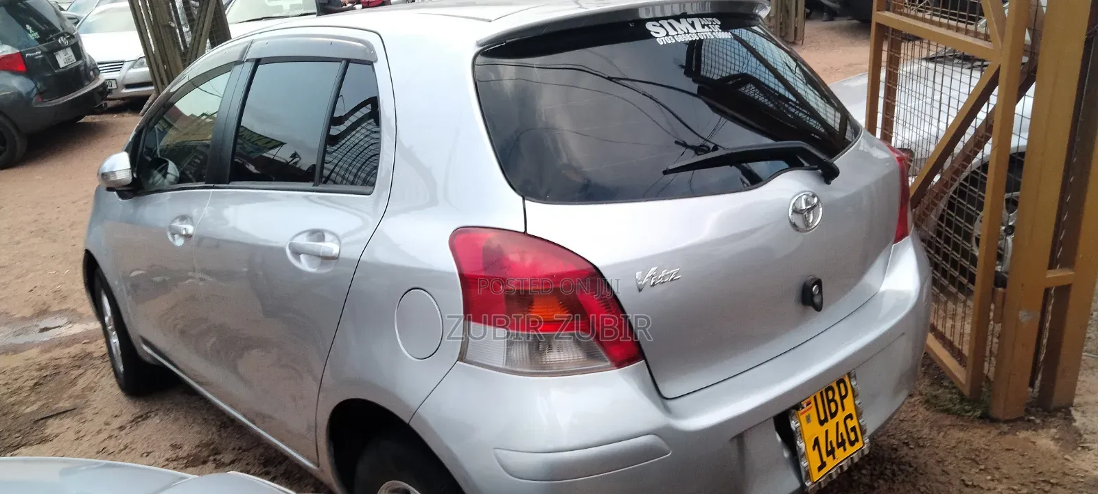 Toyota Vitz 2006 Silver