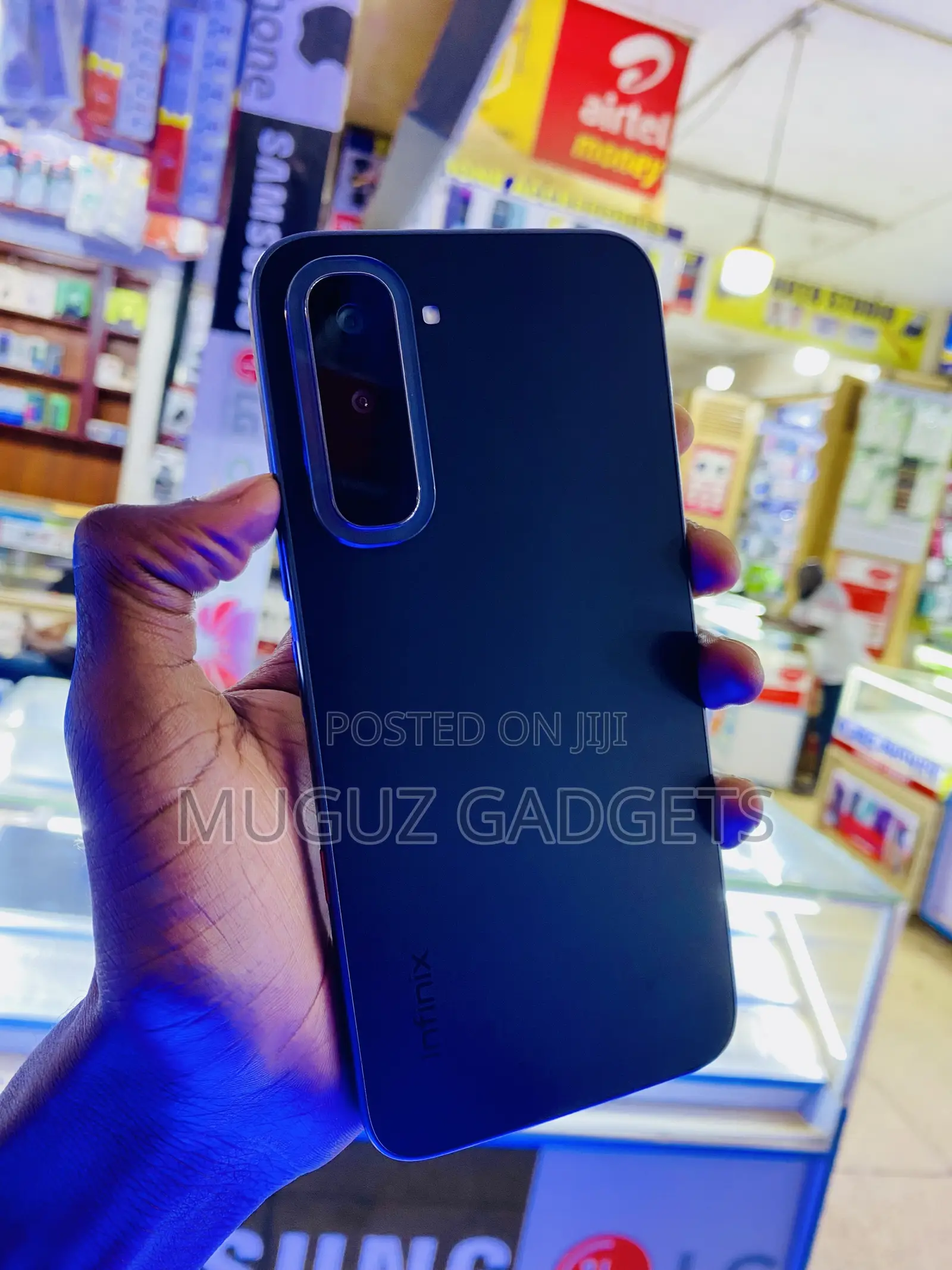 Infinix Hot 70 128 GB Black