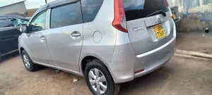Toyota Passo Sette 2010 Silver