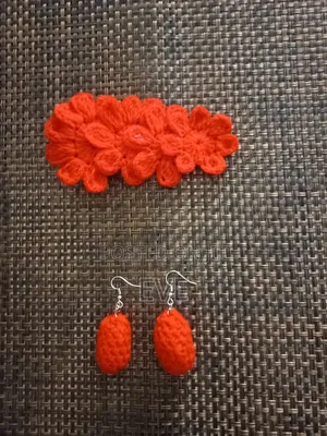 Knitted &Crotcheted Accessories