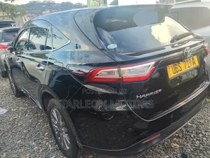 Toyota Harrier 2.0 2016 Black