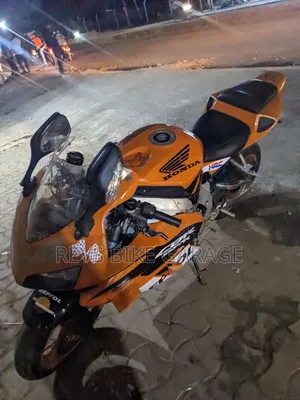 Honda CBR 2007 Orange