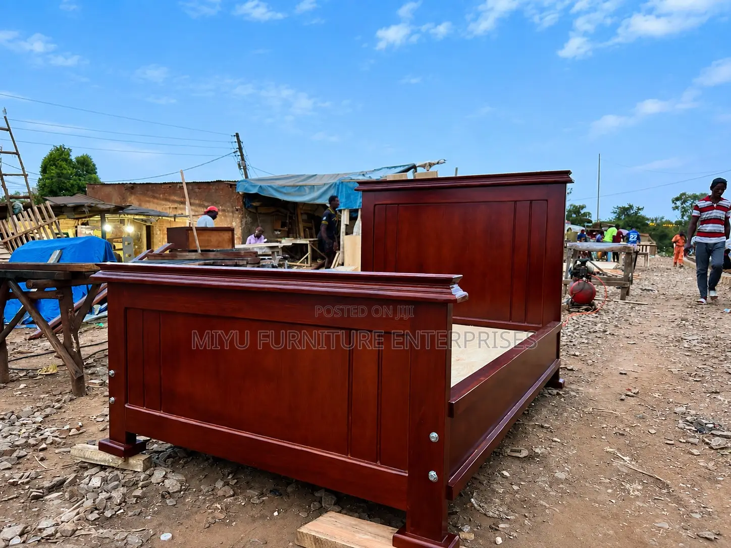 Headboard Bed