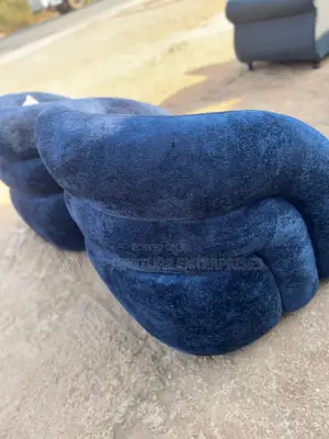 Single Curved Sofa