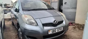 Toyota Vitz 2008 Gray