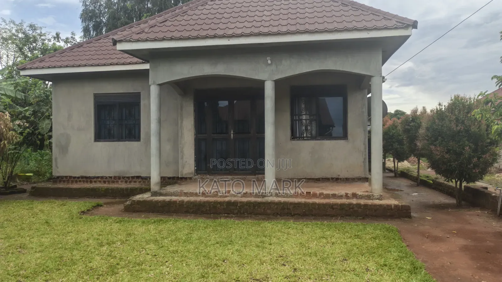4bdrm Bungalow in Nama, Mukono TC for sale