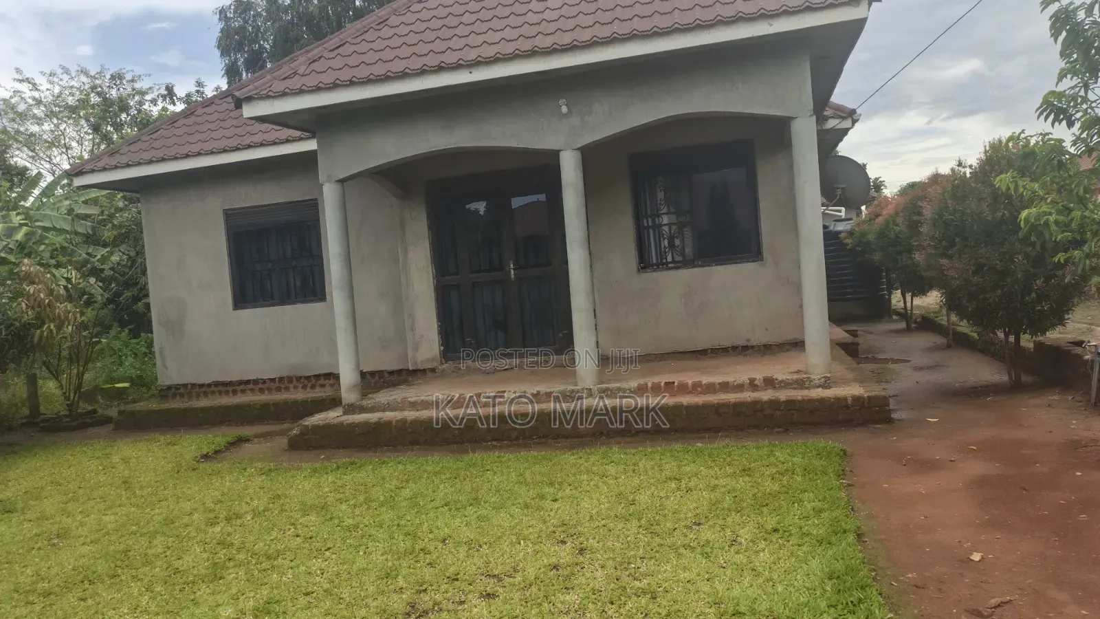4bdrm Bungalow in Nama, Mukono TC for sale