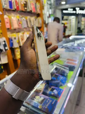 Apple iPhone 14 Pro Max 256 GB Gold
