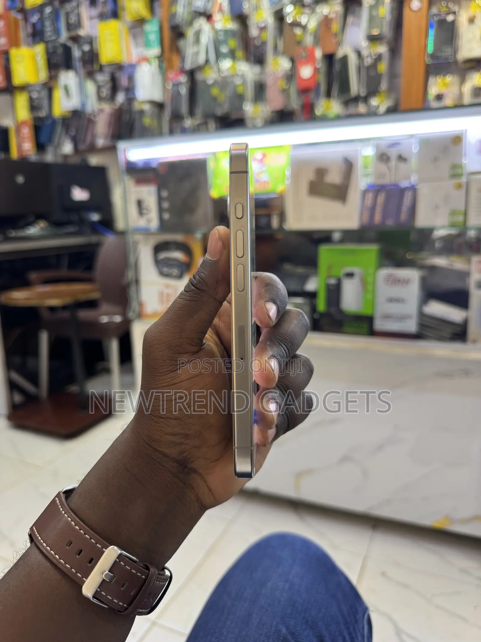 Apple iPhone 15 Pro 128 GB Gray
